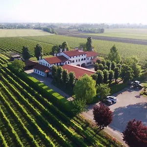https://agriturismo-le-cipressine.hotelinveneto.com